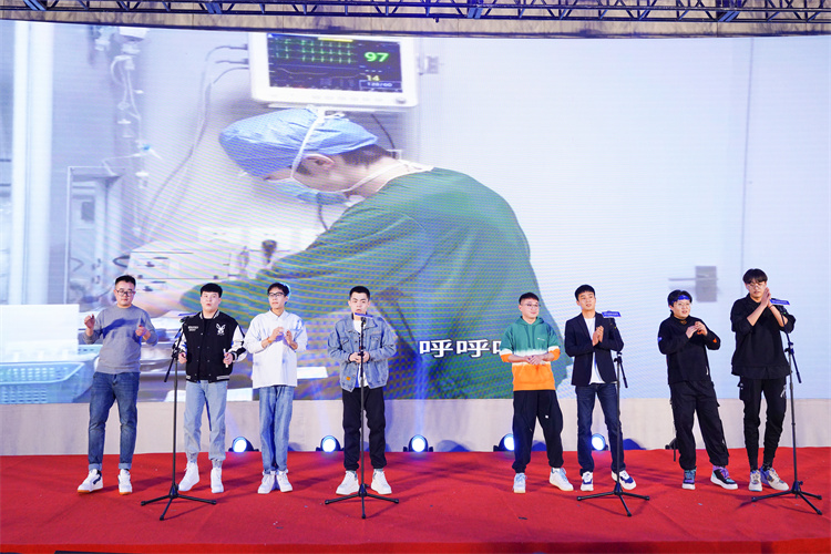 65a5e14c7c5e8.jpg 65a5e14c7c5e8.jpg