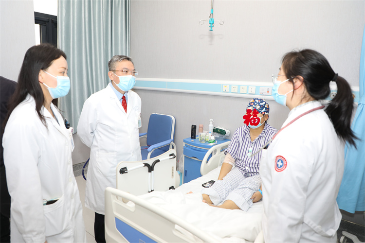 65d2eece098bc.jpg 65d2eece098bc.jpg